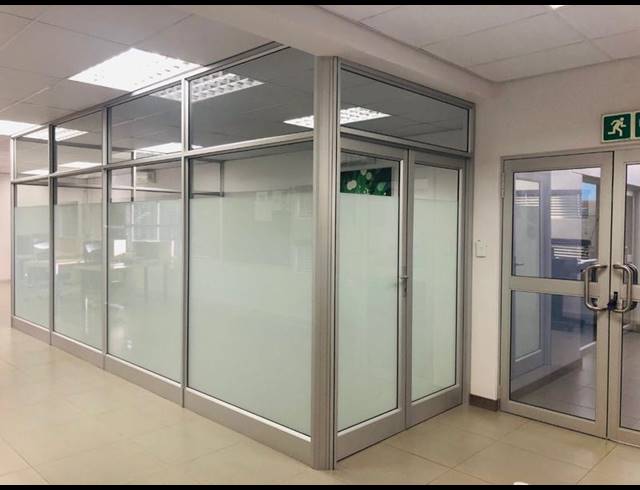 BUSINESS PROPERTY TO RENT IN BENDOR
